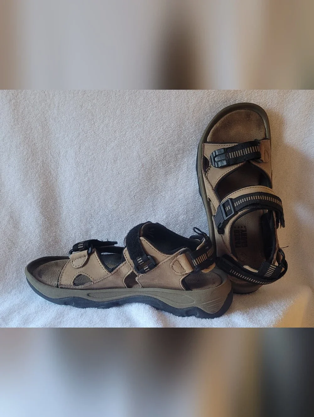 Faded Glory Men's Brown Suede Sandals Adjustable Velcro Comfort Straps size 8
